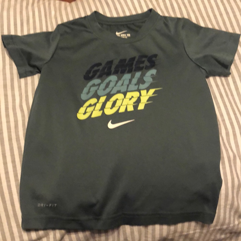 Boys Nike t-shirt Dri-Fit